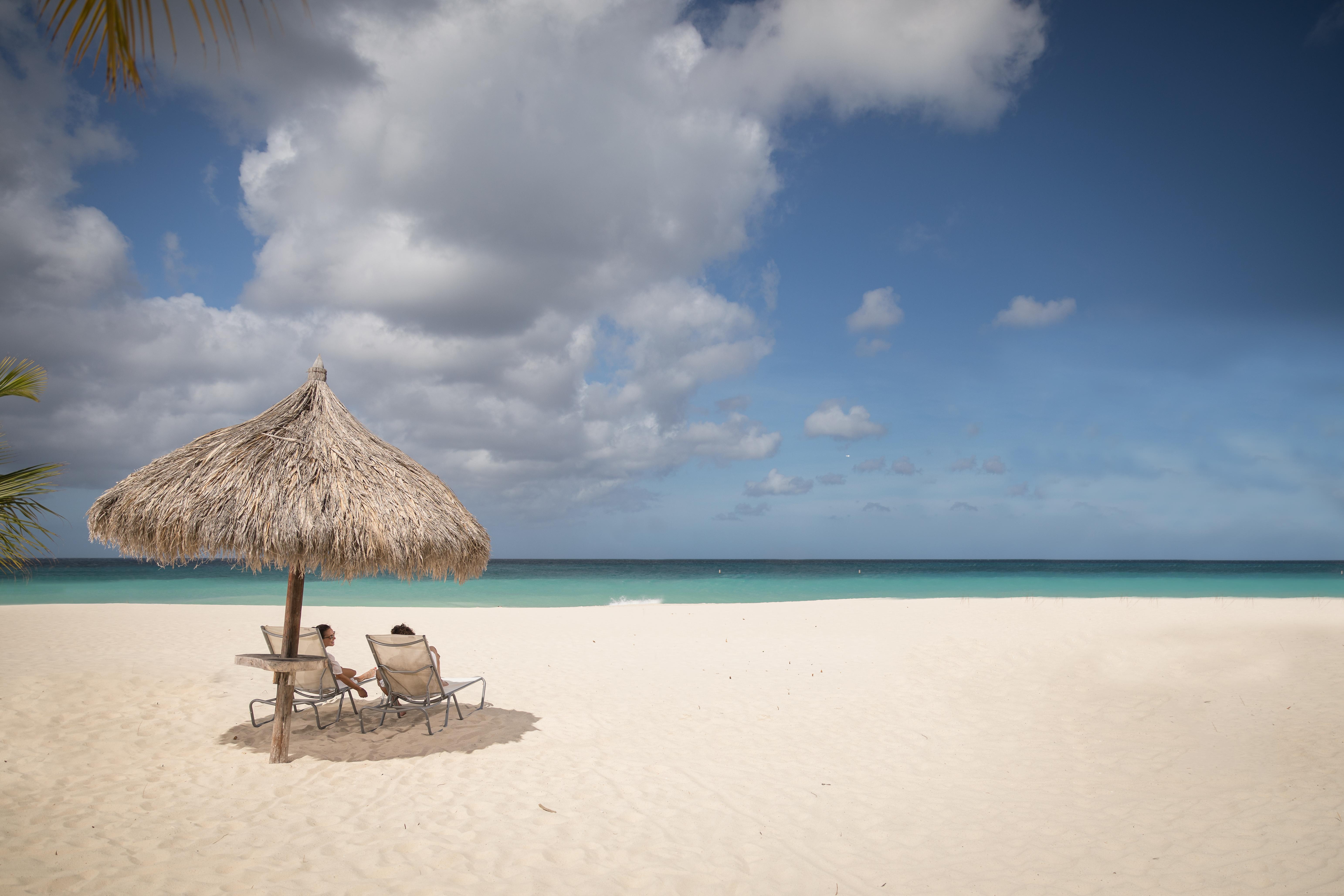 Manchebo Beach Resort And Spa Palm Beach Esterno foto